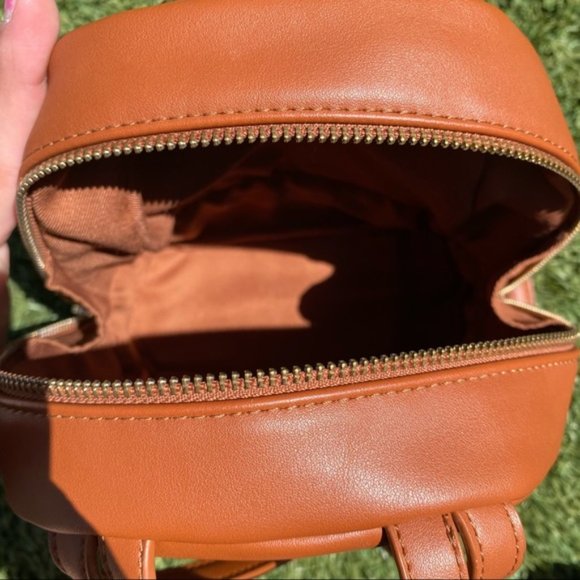 🚀SOLD🧨Small Faux Leather Backpack by Forever21 - Picture 2 of 6